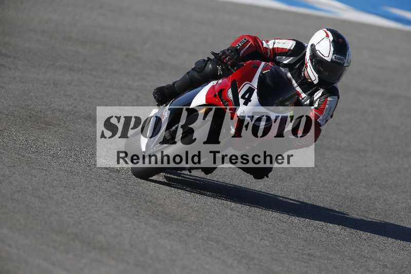 /Archiv-2024/02 29.01.-02.02.2024 Moto Center Thun Jerez/Gruppe gruen-green/40